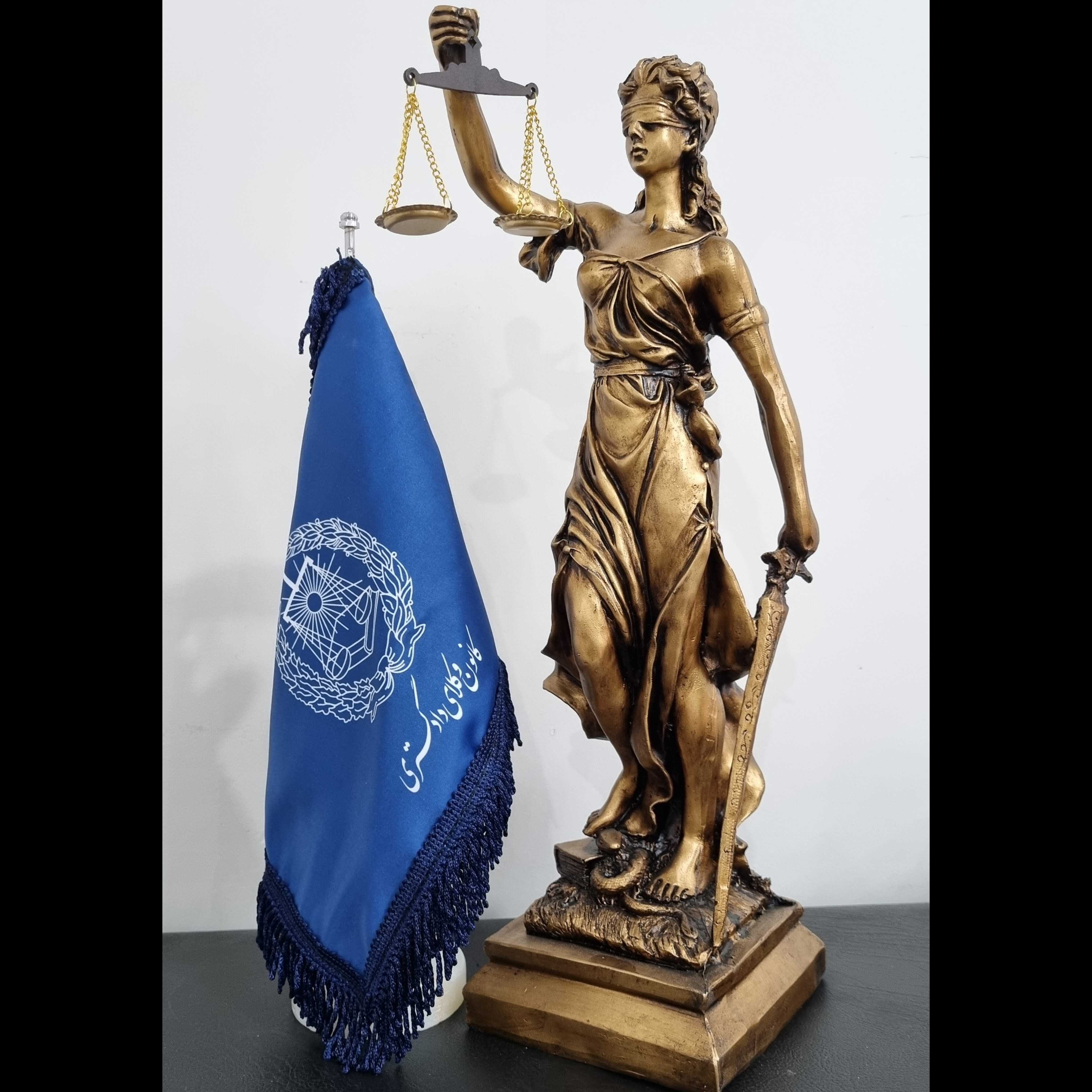 مجسمه فرشته عدالت ( کد 003 )